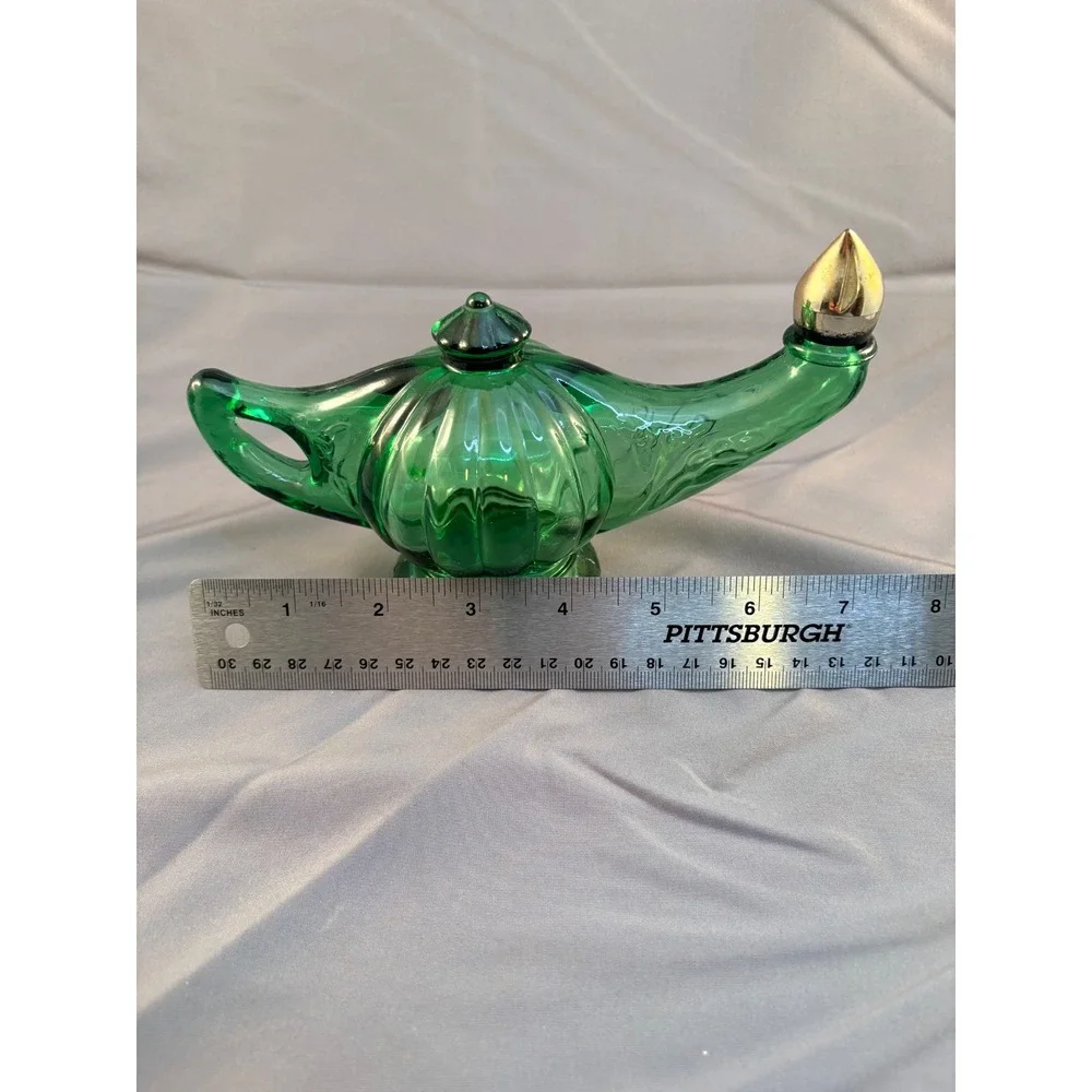Vintage Avon Emerald Green Glass Aladdin Lamp Genie Decanter Bottle Gold Stopper